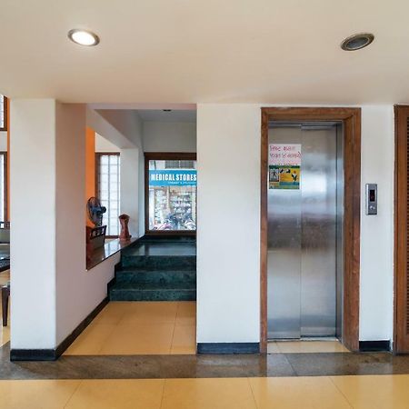 Oyo 44695 Hotel Mango Sawantwadi Esterno foto