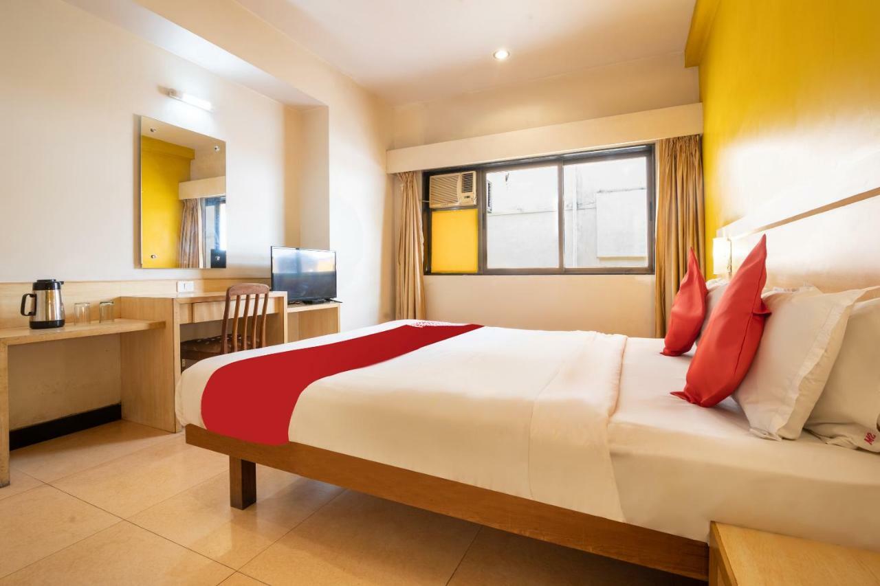 Oyo 44695 Hotel Mango Sawantwadi Esterno foto